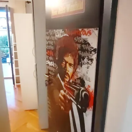 Pulp Fiction Hostel