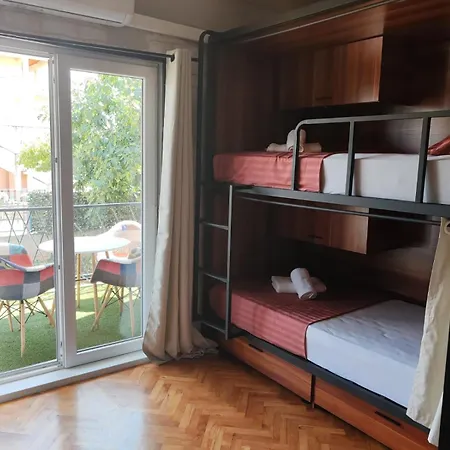 Hostel Pulp Fiction