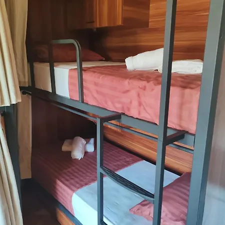 Hostel Pulp Fiction