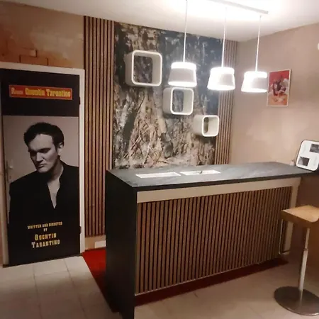 Pulp Fiction Hostal Zadar