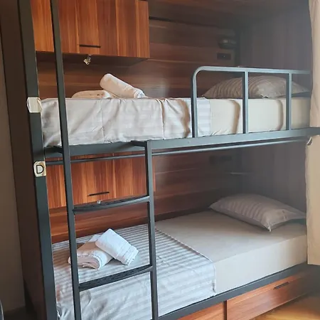 Hostal Pulp Fiction *