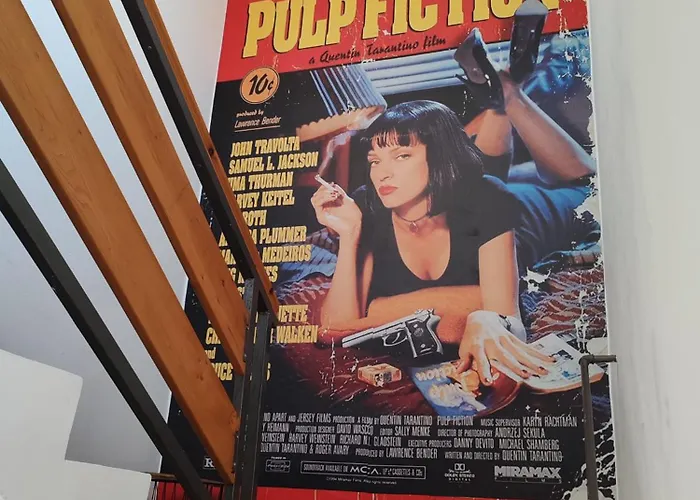 Hostel Pulp Fiction *